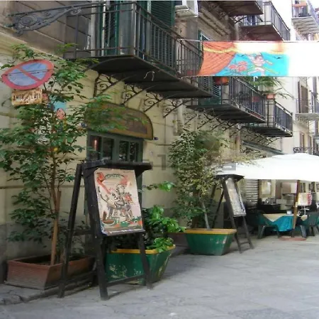 Holiday home Life Casa Vacanze Centro Storico Palermo